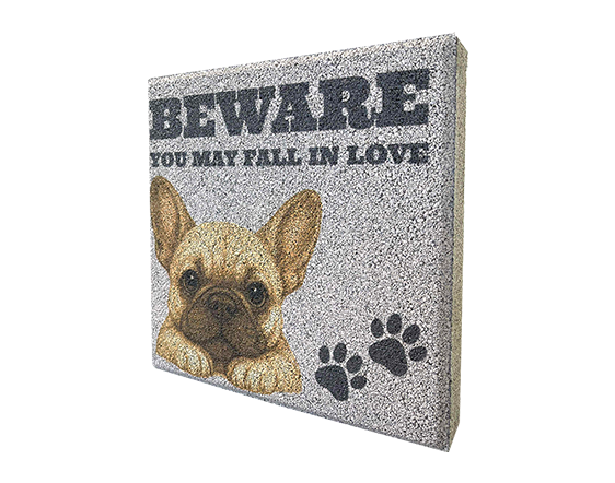 ガーデンサイン ワンちゃん平板ブロック「BEWARE YOU MAY FALL IN LOVE」